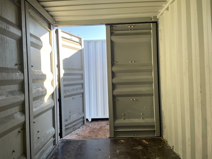 #3768-•-40'-high-cube-multi-door-container-image-13