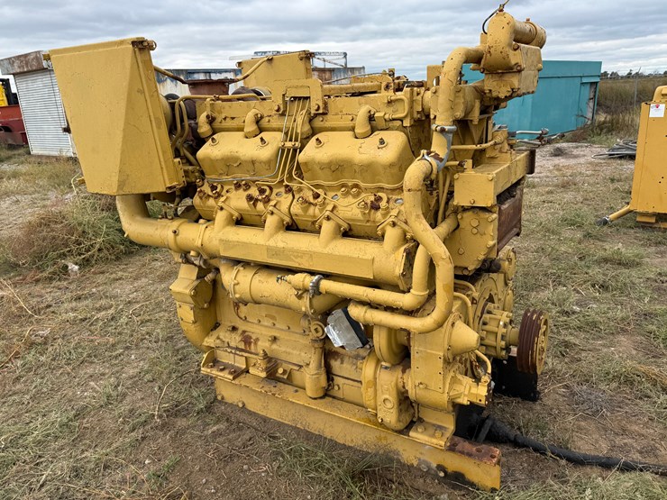 caterpillar-d379-image-4