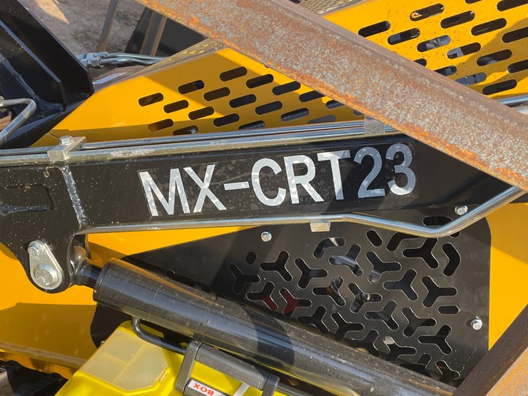 #3239-•-agt-mx-crt23-compact-track-loader-image-9