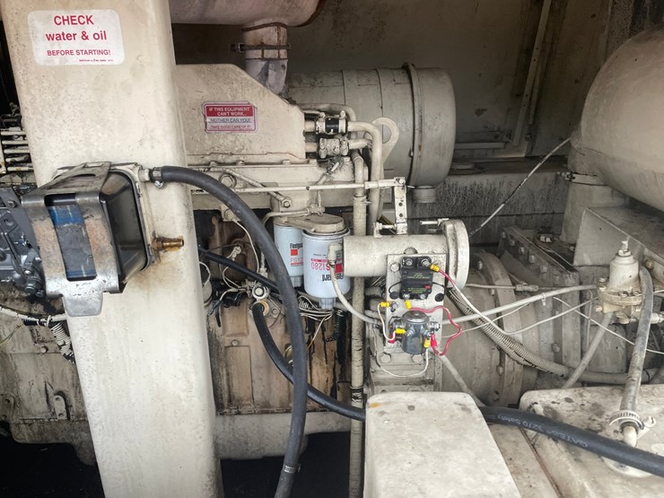 #1091-•-leroi-750-cfm-air-compressor-image-25