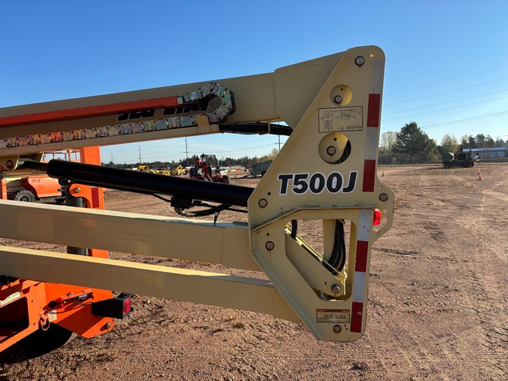 #1887-•-2017-jlg-t500j-towable-basket-lift-image-25