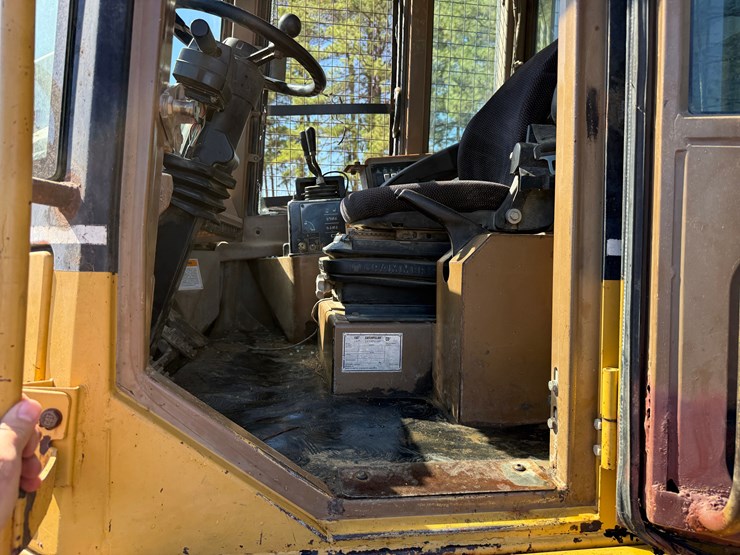caterpillar-it28f-image-15