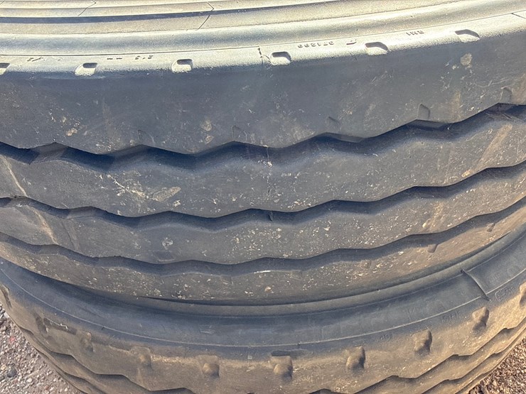 #6977-•-(2)-goodyear-marathon-lht-11r22.5-commercial-truck-tires-image-6