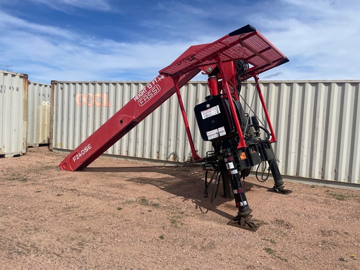 #3755-•-fassi-f240se-knuckle-boom-crane-image-1