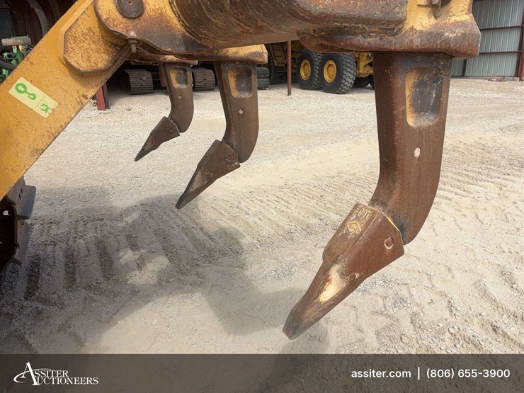 2018-caterpillar-d6t-xl-image-17