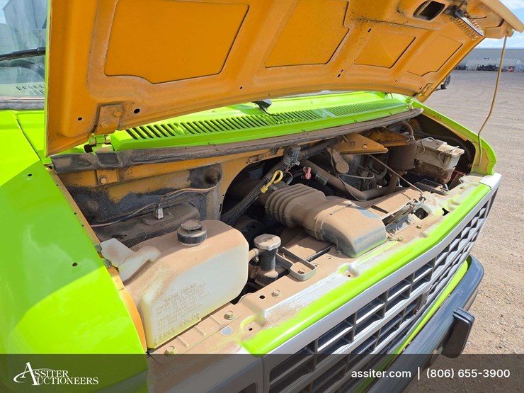 1993-gmc-3500-image-22