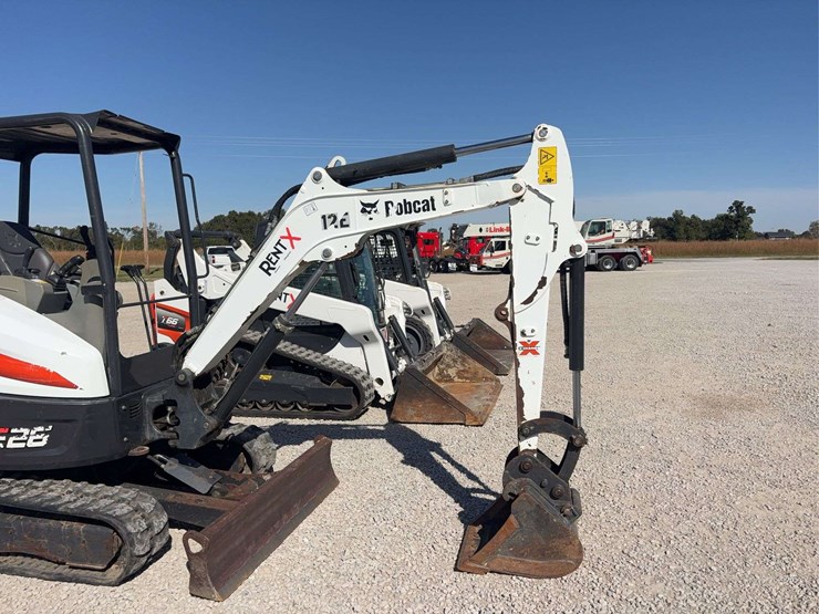 2020-bobcat-e26-tracked-mini-excavator,-1,726-hours,-runs-on-diesel,-comes-with-20”-smooth-bucket,-s/n--b4s912442-image-5