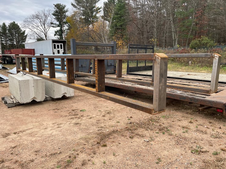 #3794-•-(2)-19'-iron-gates-image-4