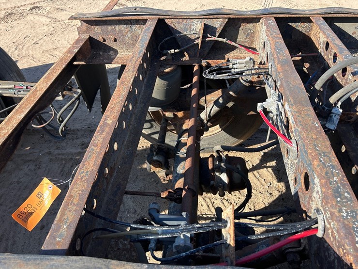 #6920-•-tandem-axle-trailer-slider-bogie-assembly-image-16