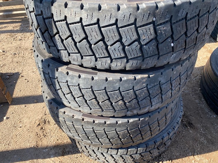 #6963-•-(4)-225/70r19.5-commercial-truck-tires-image-5