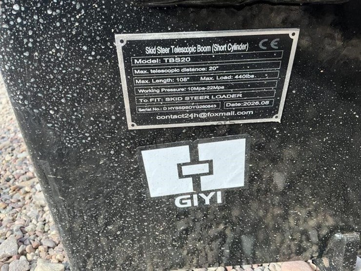 2026-giyi-telescopic-boom-for-skid-steer-image-6