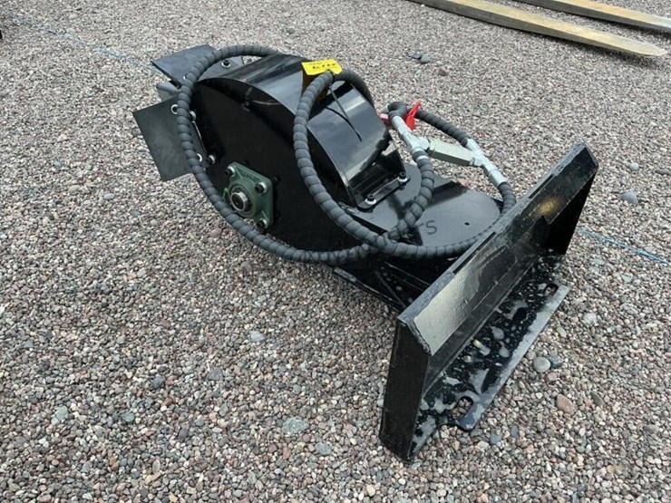 2026-giyi-stump-grinder-for-stand-up-skid-steer-image-2
