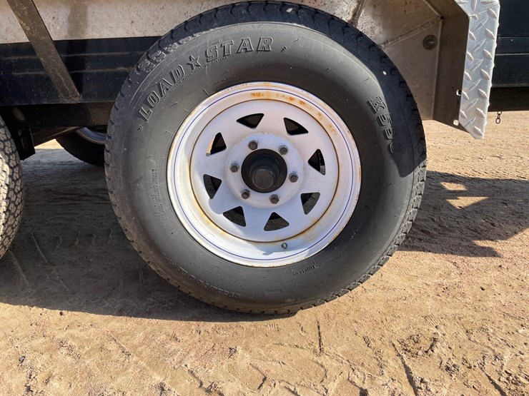 #1915-•-tandem-axle-utility-trailer-with-sides-(no-title)-image-11