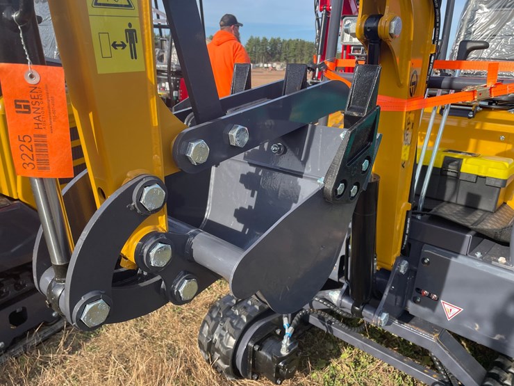 #3225-•-2026-cfg-mx20r-mini-excavator-image-27