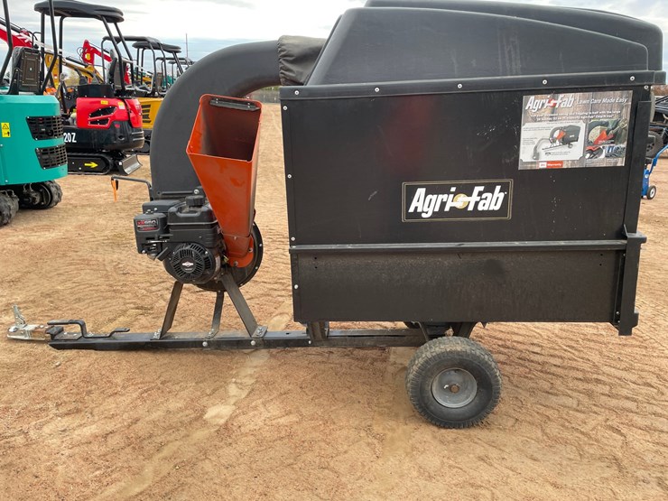 #1015-•-agri-fab-lawn-vacuum-and-chipper-shredder-image-6