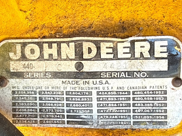 #6924-•-john-deere-440-ic-series-crawler-loader-image-13