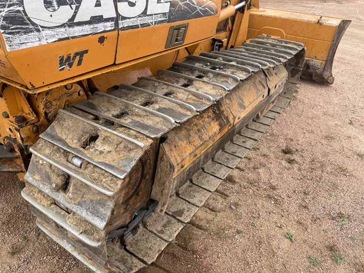 #1851-•-2004-case-650k-dozer-image-26