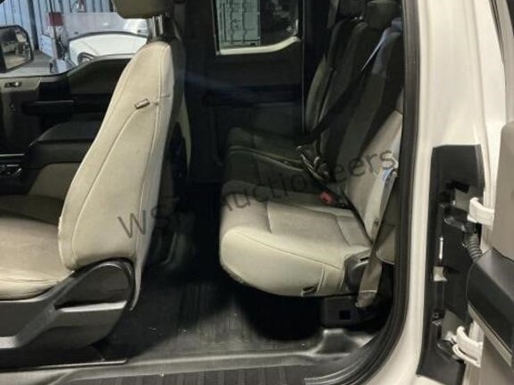 2019-ford-f-150-p/u-image-25