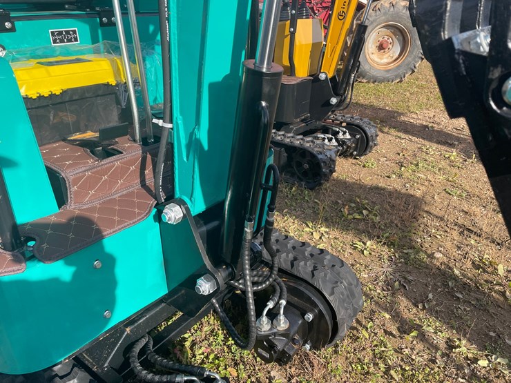 #3232-•-2026-cfg-h16r-mini-excavator-image-17