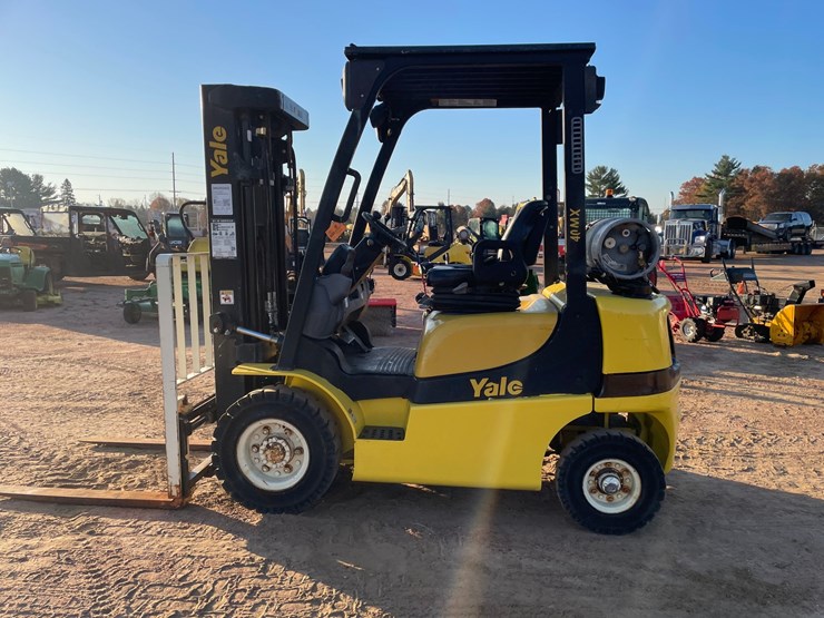 #1881-•-yale-40mx-glp040mx-lp-forklift---low-hours!-image-8