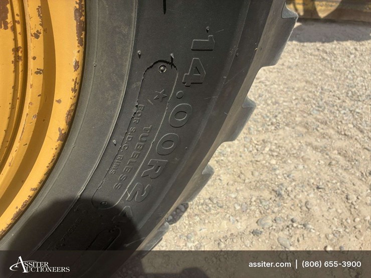 2002-caterpillar-140h-image-43