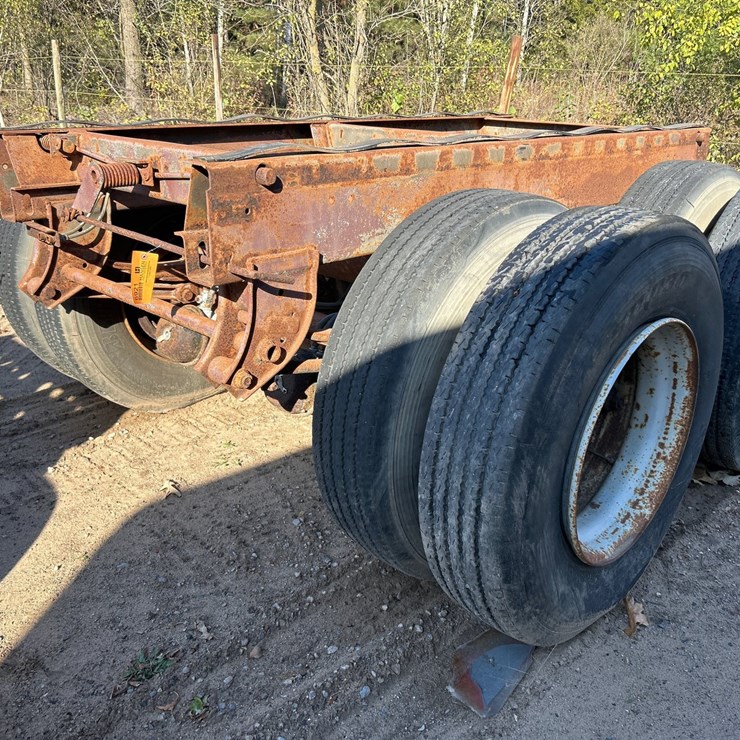 #6921 • Lite-Slide Tandem Axle Trailer Slider Assembly