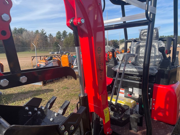#3222-•-2026-cfg-nt20z-mini-excavator-image-11