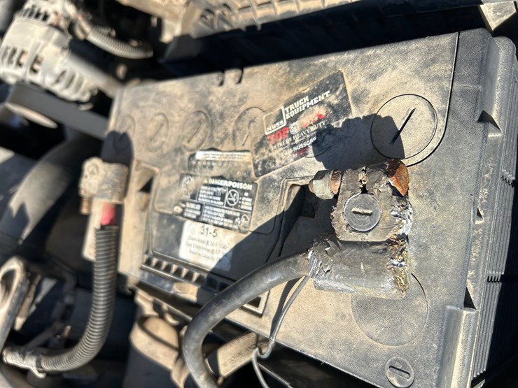#6935-•-2000-ford-f-550-super-duty-stake-bed-dump-truck-(has-wi-title)-image-44