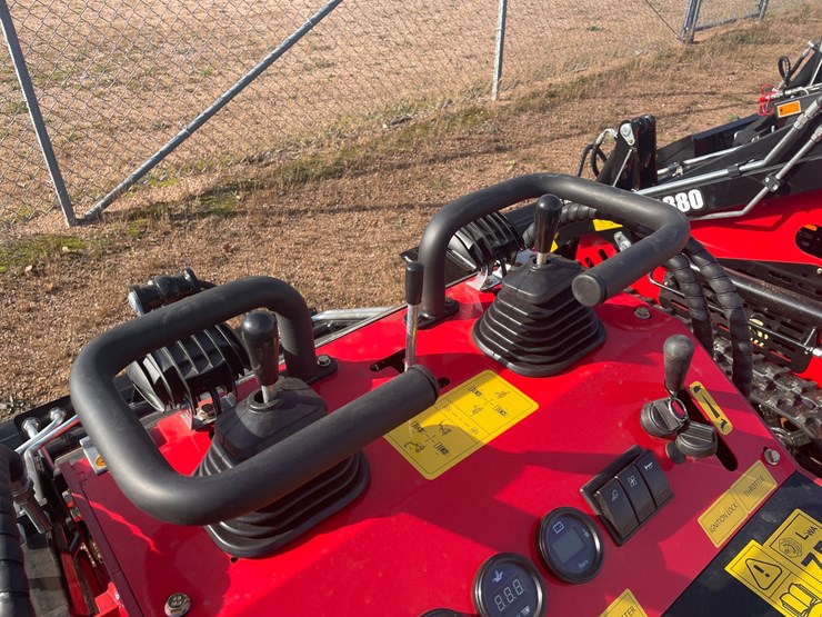 #3213-•-2026-skid-steer-loader-image-8