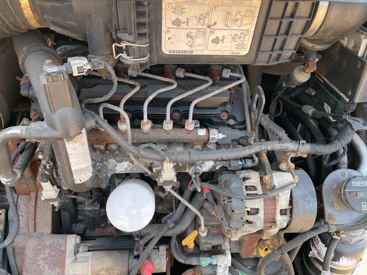 #1074-•-2014-bobcat-t650-tracked-skid-steer-image-49