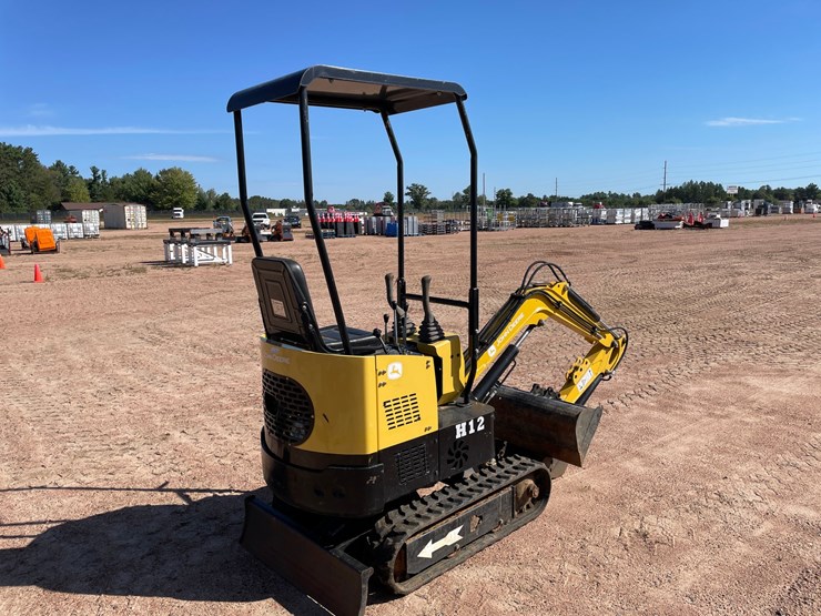 #3248-•-agt-mini-excavator-image-6