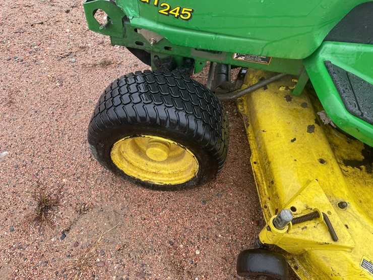 #1010-•-john-deere-gt245-riding-lawn-mower-image-62