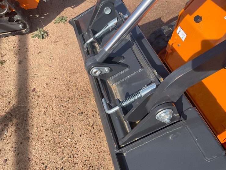 #3203-•-landhonor-mini-skid-steer-loader-t460s2-image-11
