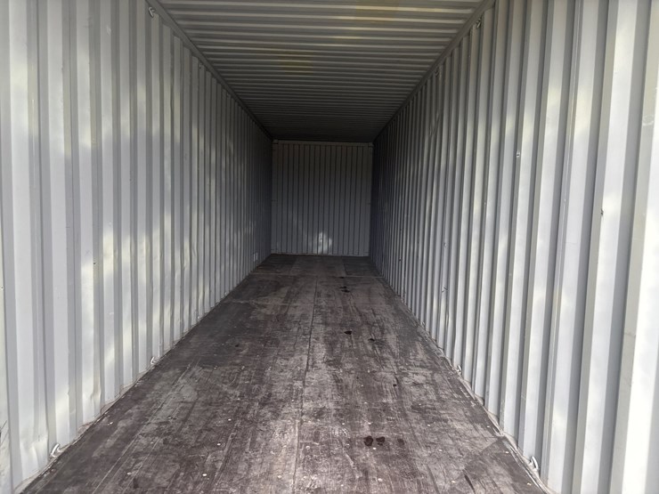 #42715-•-40-ft-shipping-container-image-3