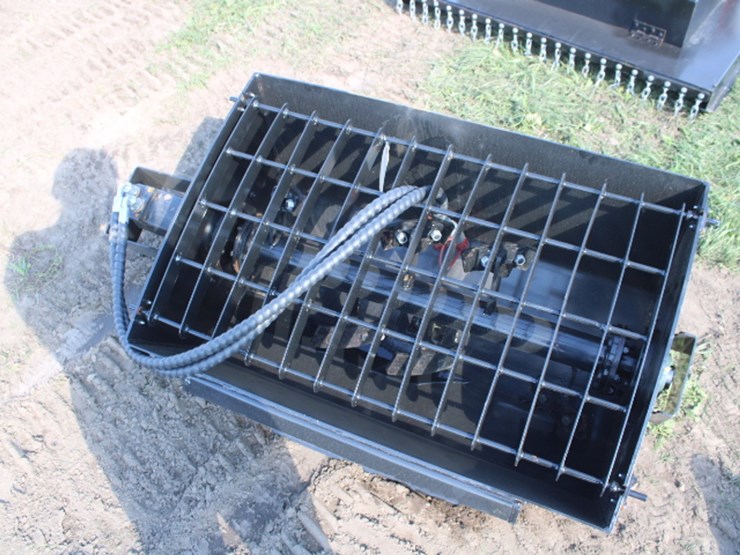 #574-•-mini-skid-steer-mixing-bucket-image-3
