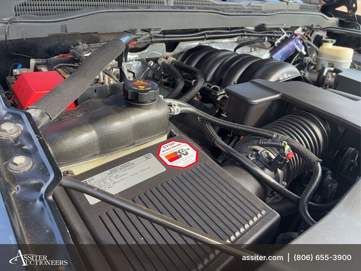 2015-chevrolet-silverado-1500-high-country-image-51
