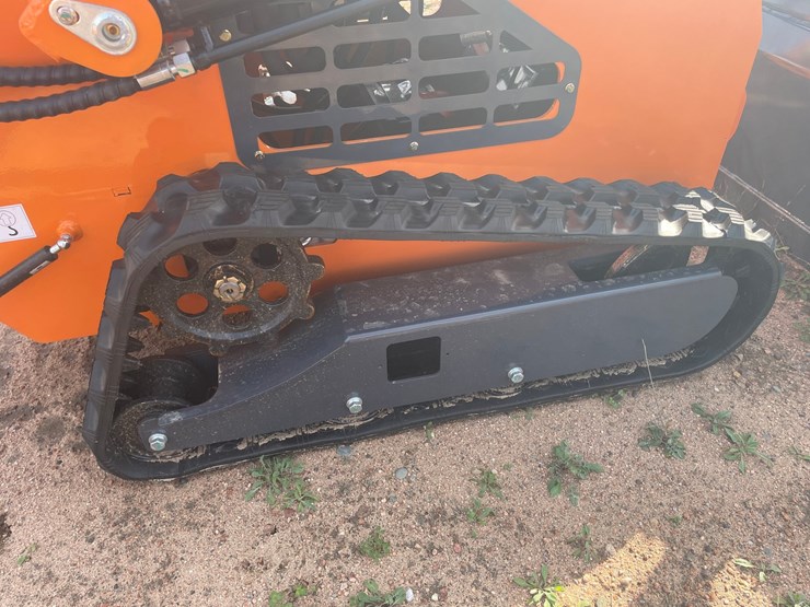 #3202-•-landhonor-mini-skid-steer-loader-image-19