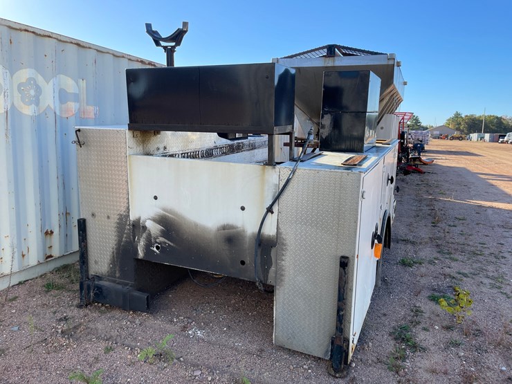 #3751-•-imt-service-truck-box-image-5