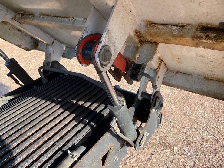 #1850-•-2019-bobcat-toolcat-5600-image-34