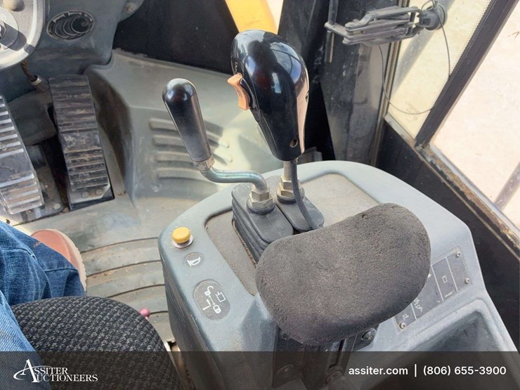 2003-caterpillar-966g-wheel-loader-image-26