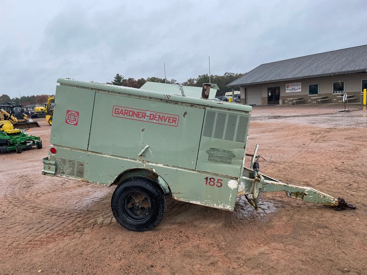 #1090-•-gardner-denver-towable-air-compressor-image-10