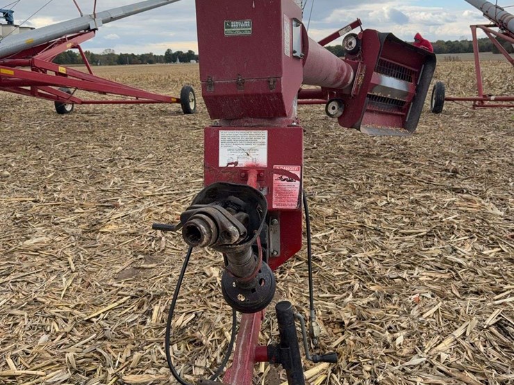 mayrath-10x61-swing-away-auger,-540-pto,-hyd-raise-and-lower,-s/n--937164-image-1