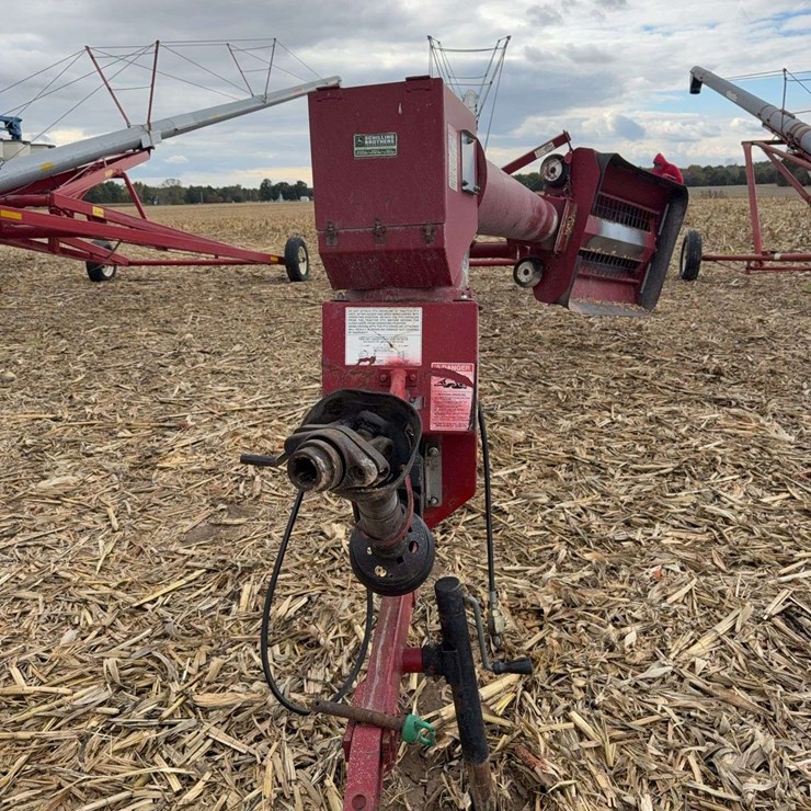 Mayrath 10x61 Swing Away Auger, 540 pto, Hyd Raise and Lower, s/n- 937164