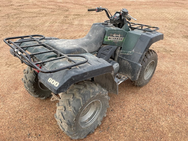 #1043-•-yamaha-600-grizzly-4x4-atv-(no-reg.-card)-image-7