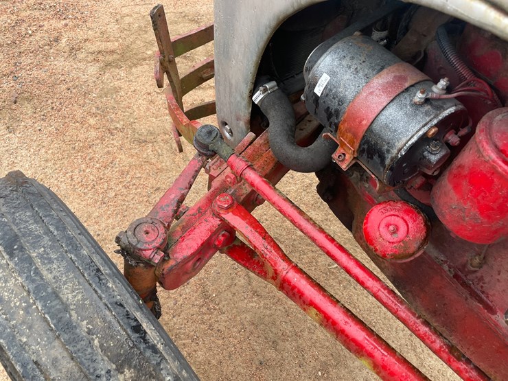 #1856-•-ford-tractor-image-46
