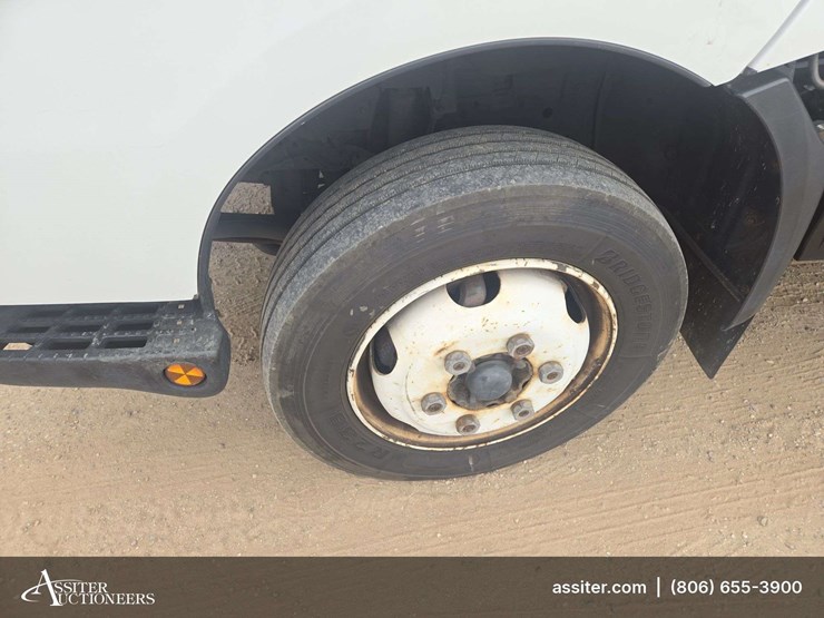 2019-hino-195-cab-over-engine-/-single-box-truck-image-20