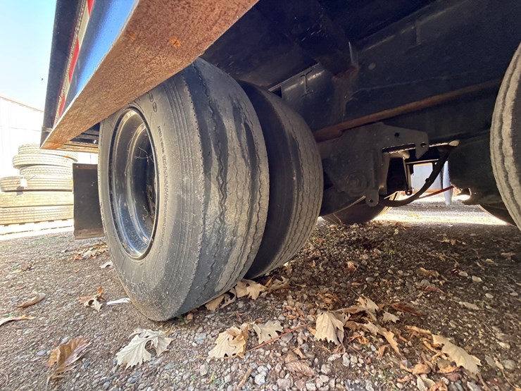 #6911-•-1994-landoll-flatbed-semi-trailer-(wi-title-in-delay)-image-23