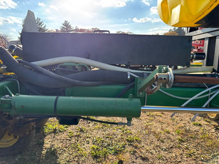 #1948-•-john-deere-7200-16-row-planter-image-20