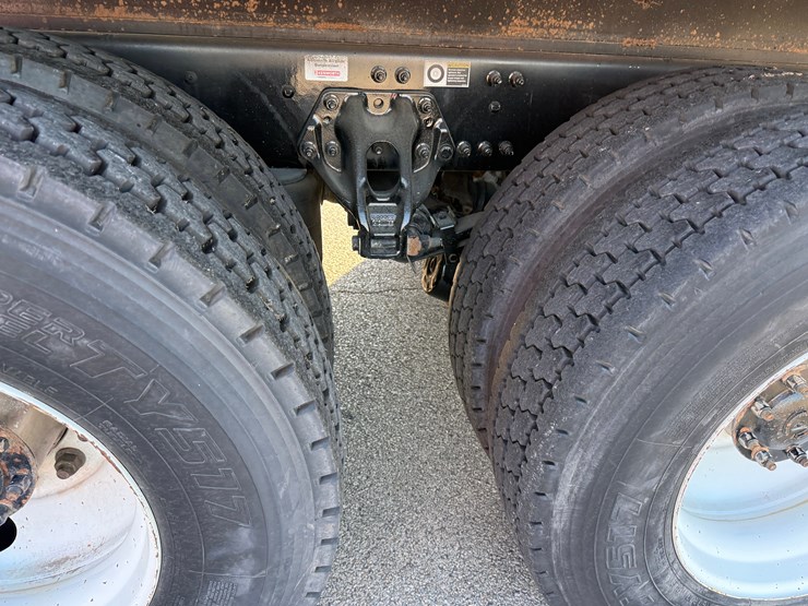 2020-kenworth-t370-image-11