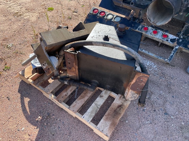 #3732-•-distributor-tank-image-16